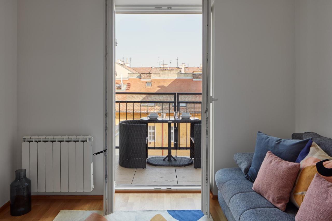 Bright Apartment In New Town By Prague Days Exterior foto